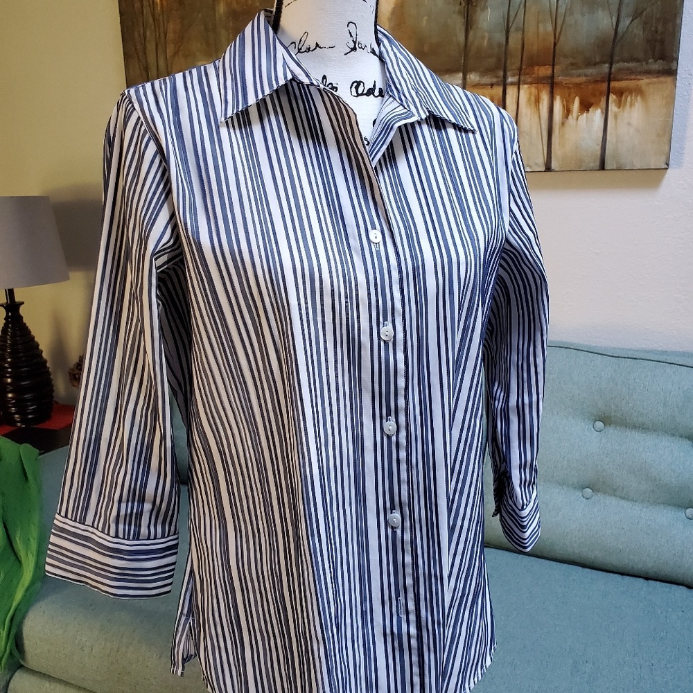Foxcroft Stretch button up blouse